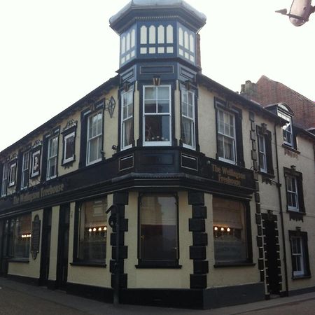 The Wellington Pub Cromer Exterior photo